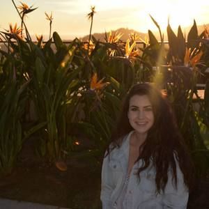 Meet your Posher, Julia